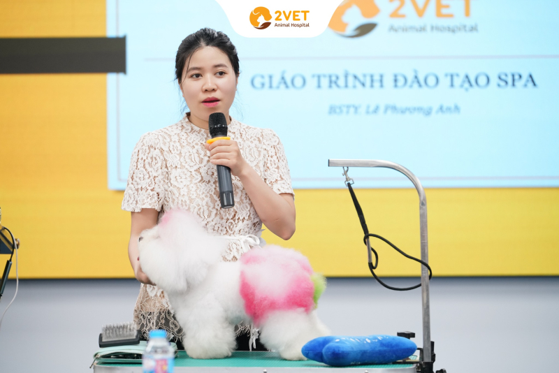 Chị Lê Phương Anh - Trưởng bộ phận Spa Grooming 2Vet